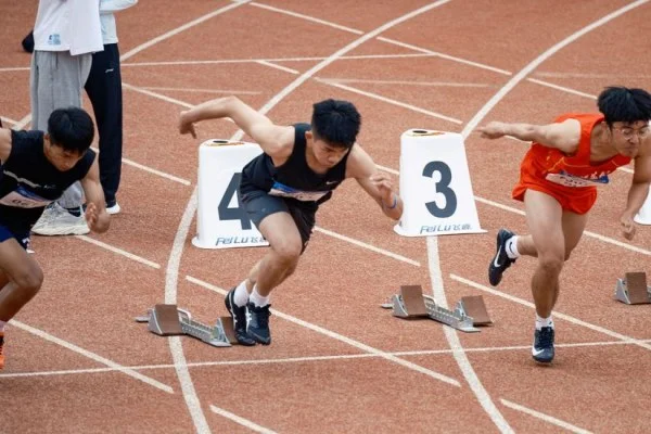 track and field sprint